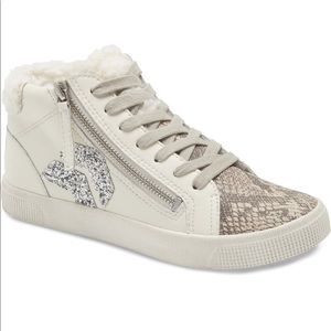 NWOT Dolce Vita ZONYA Plush Sneaker